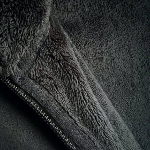 The North Face Women’s Black Faux Fur Lined Full Zip Jacket Size Medium HTF - Picture 5 of 16